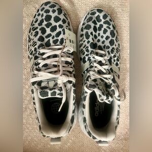 Adidas Swift Run Sneakers. BNWT